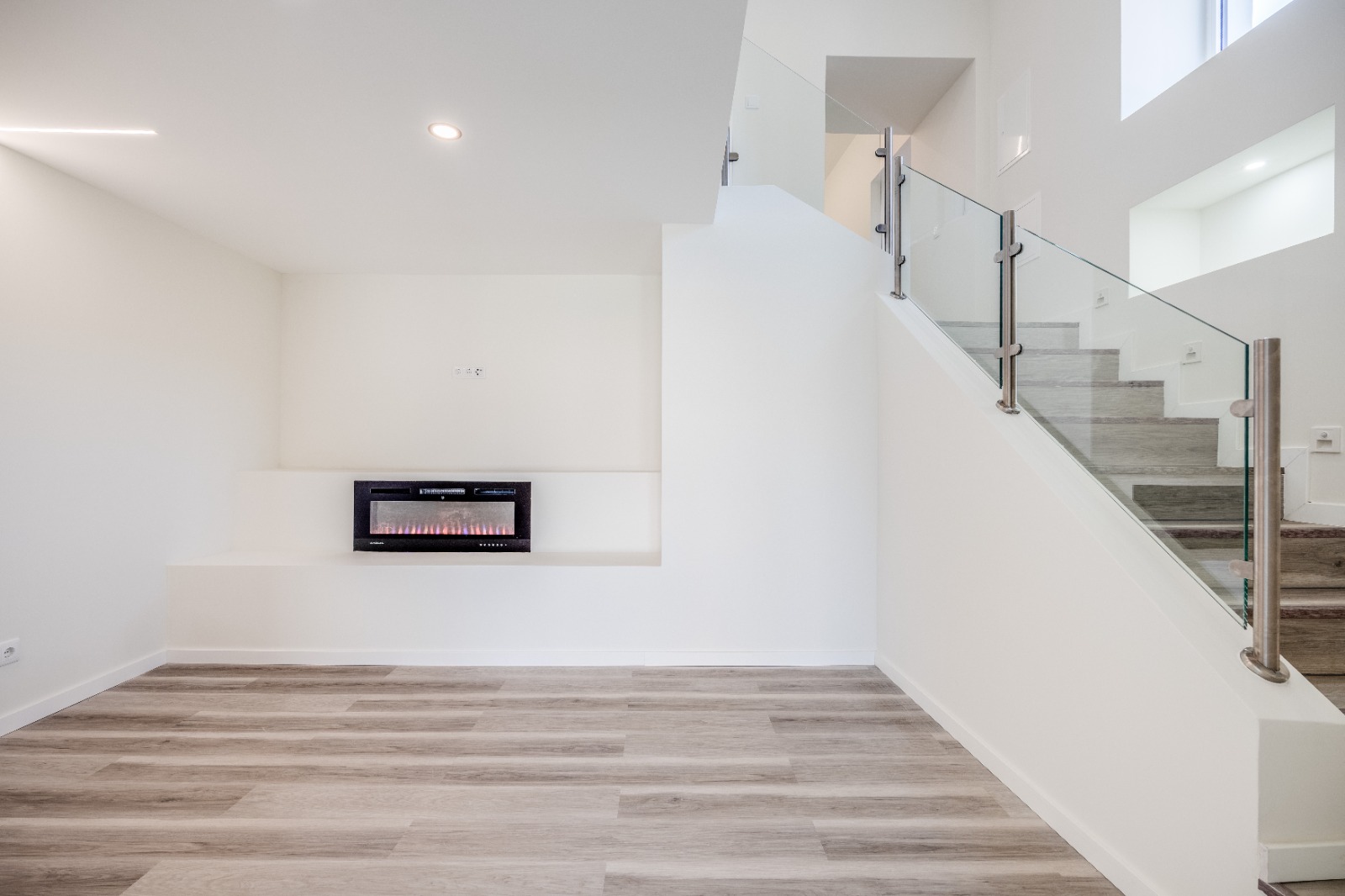 Sala — moradia T2 em Monte Boi, Messines