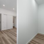 Quarto e zona de arrumação — moradia T2 em Monte Boi, Messines