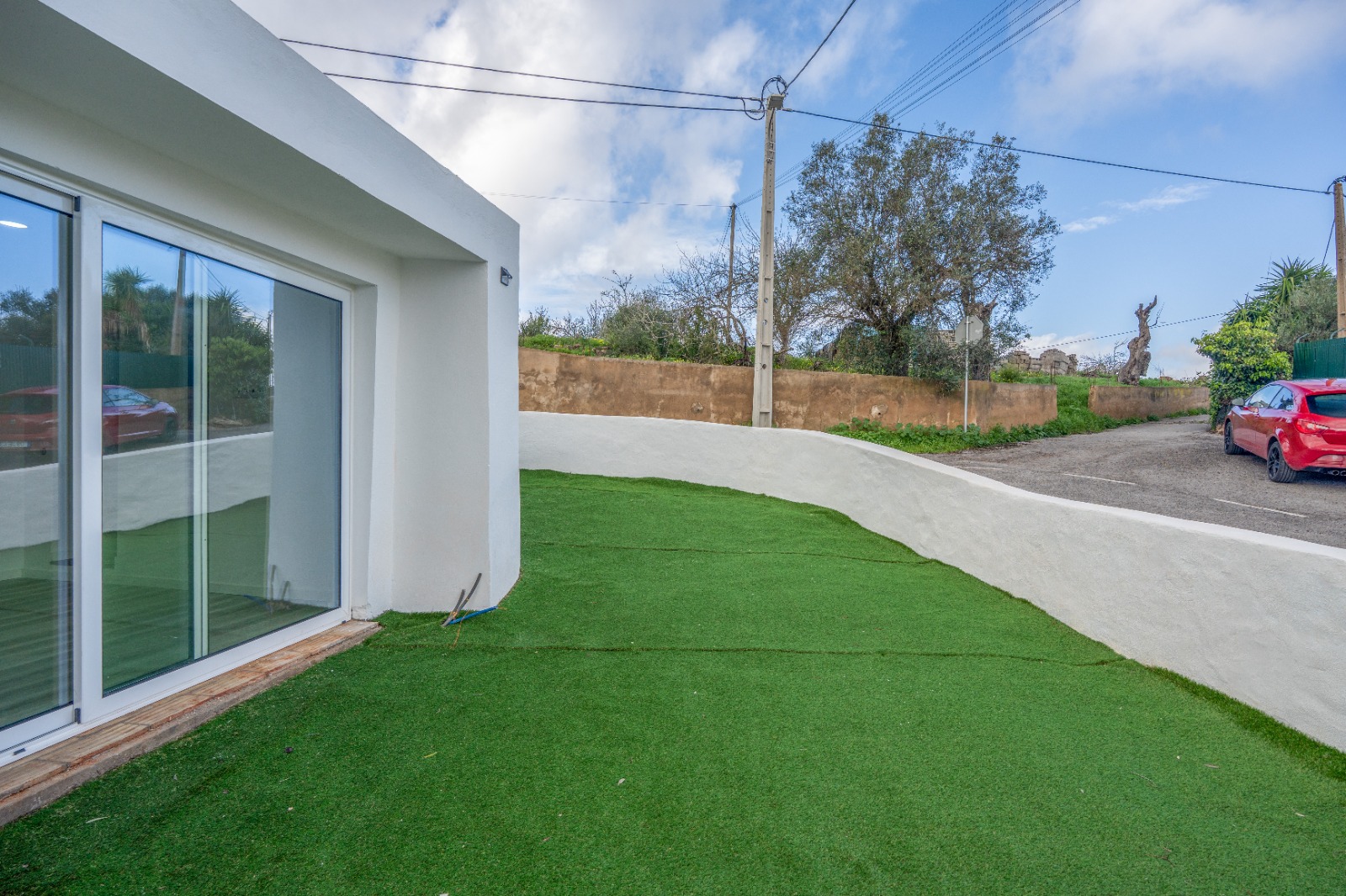 Quintal junto à moradia — moradia T2 em Monte Boi, Messines